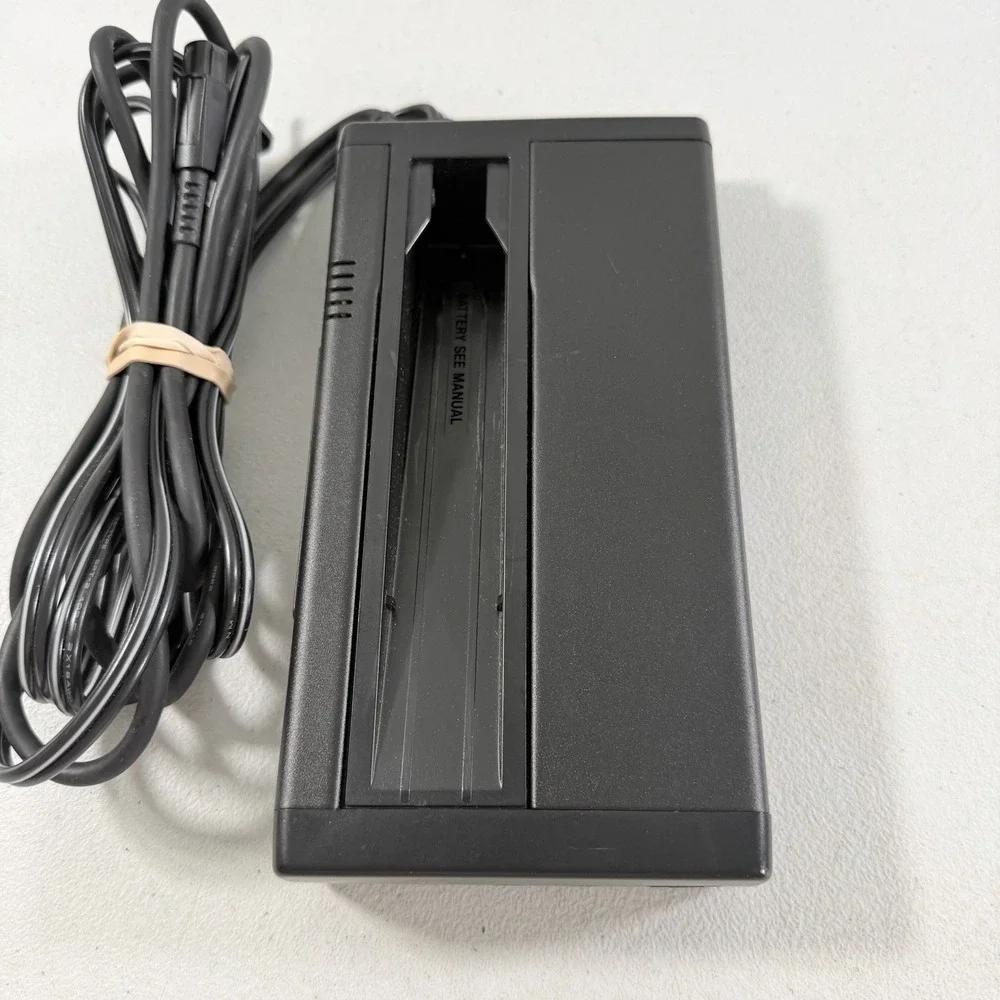 Olympus VF-BA8-U Camcorder Battery Charger AC Adapter TESTED WORKING